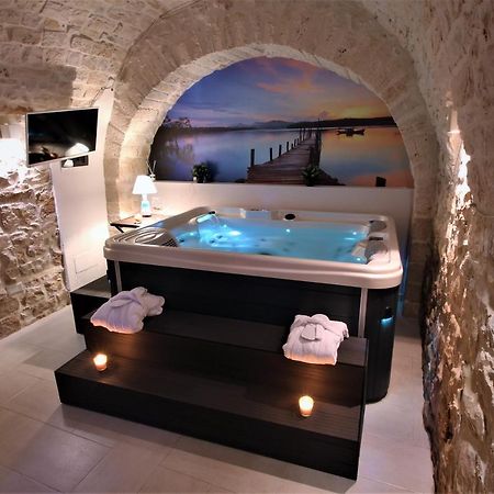 Albergo Diffuso Dimora Rossi B&B Тури Экстерьер фото