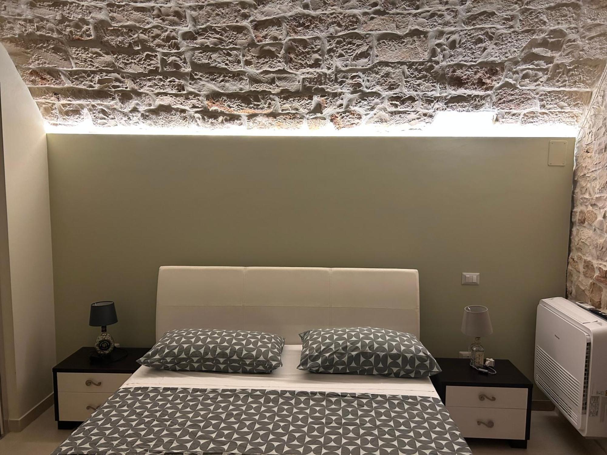 Albergo Diffuso Dimora Rossi B&B Тури Экстерьер фото